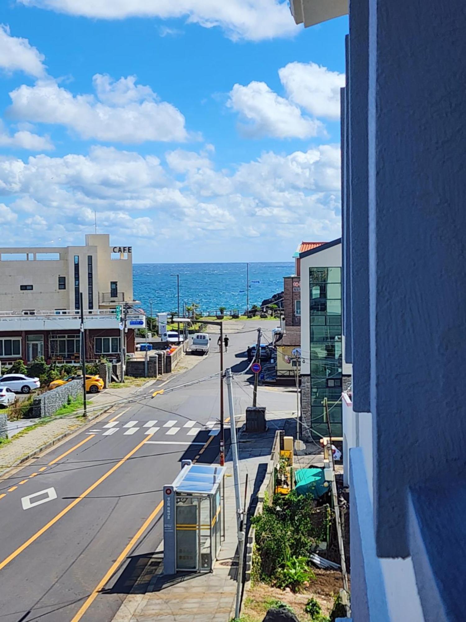 Pureun Jeju Pension Szogüpho Kültér fotó