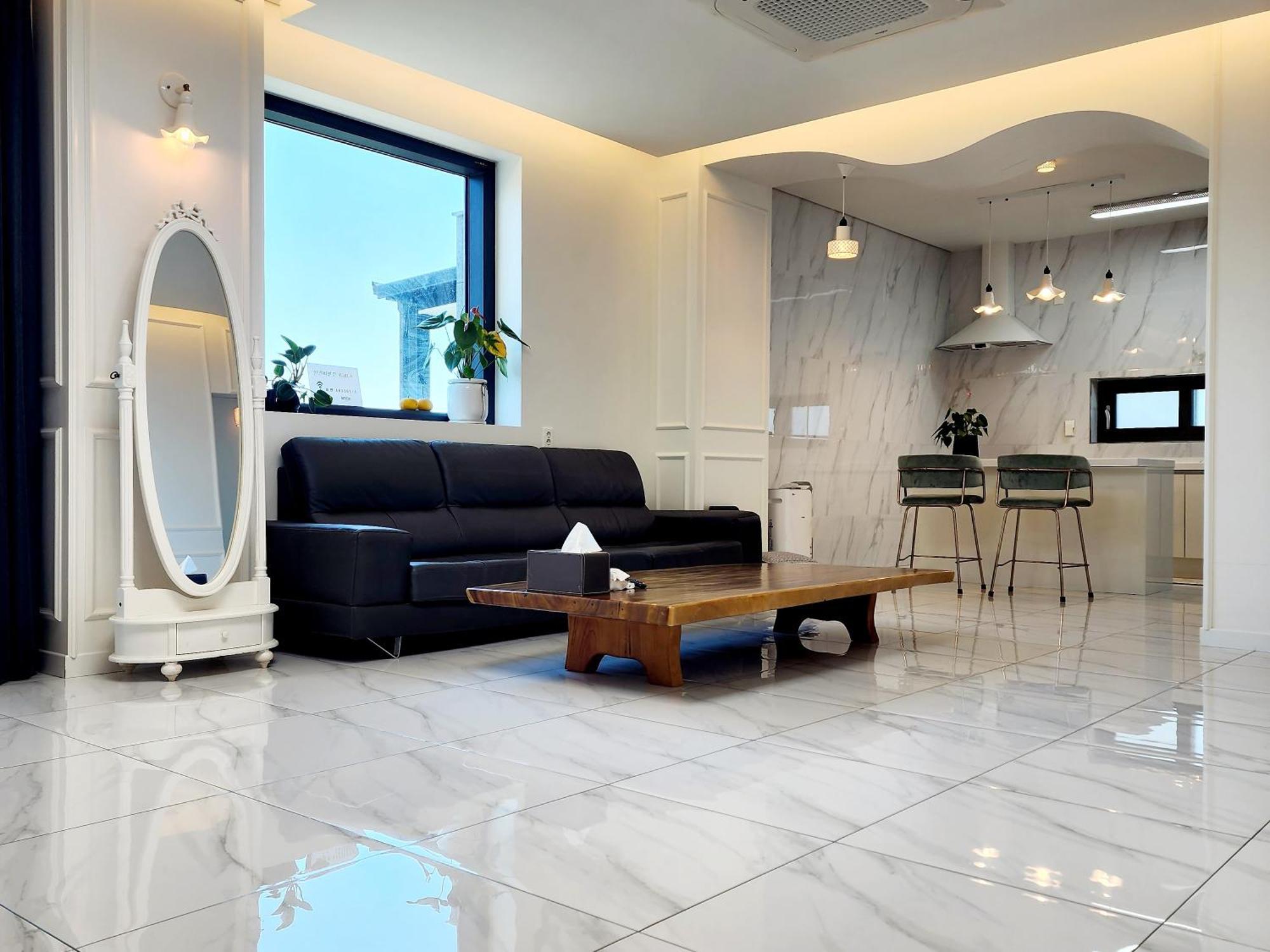 Pureun Jeju Pension Szogüpho Kültér fotó