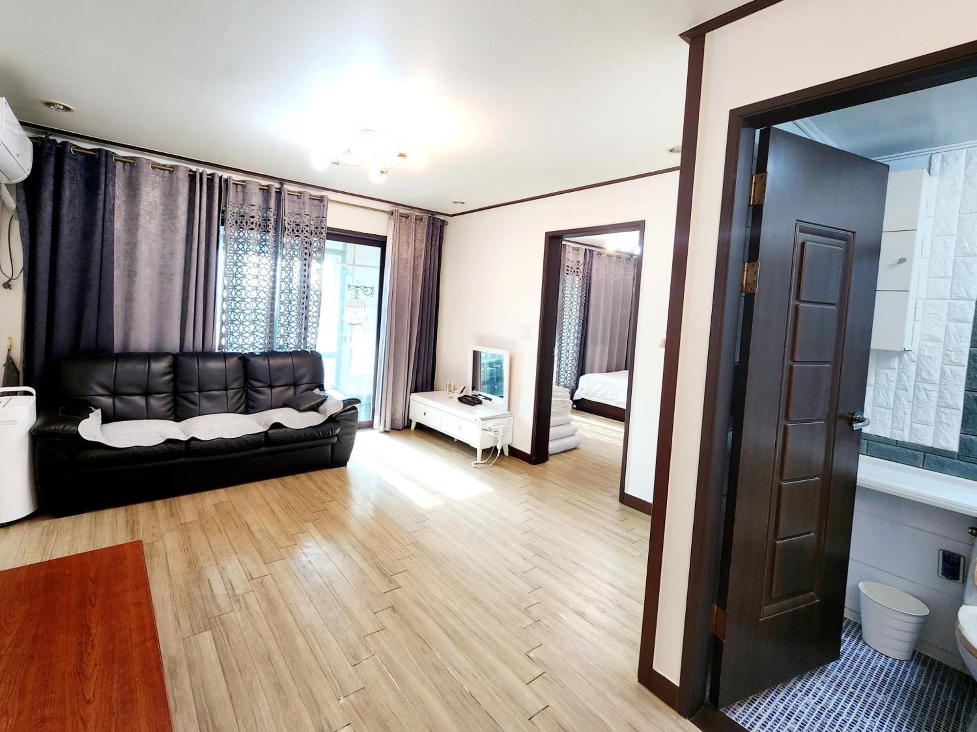 Pureun Jeju Pension Szogüpho Kültér fotó
