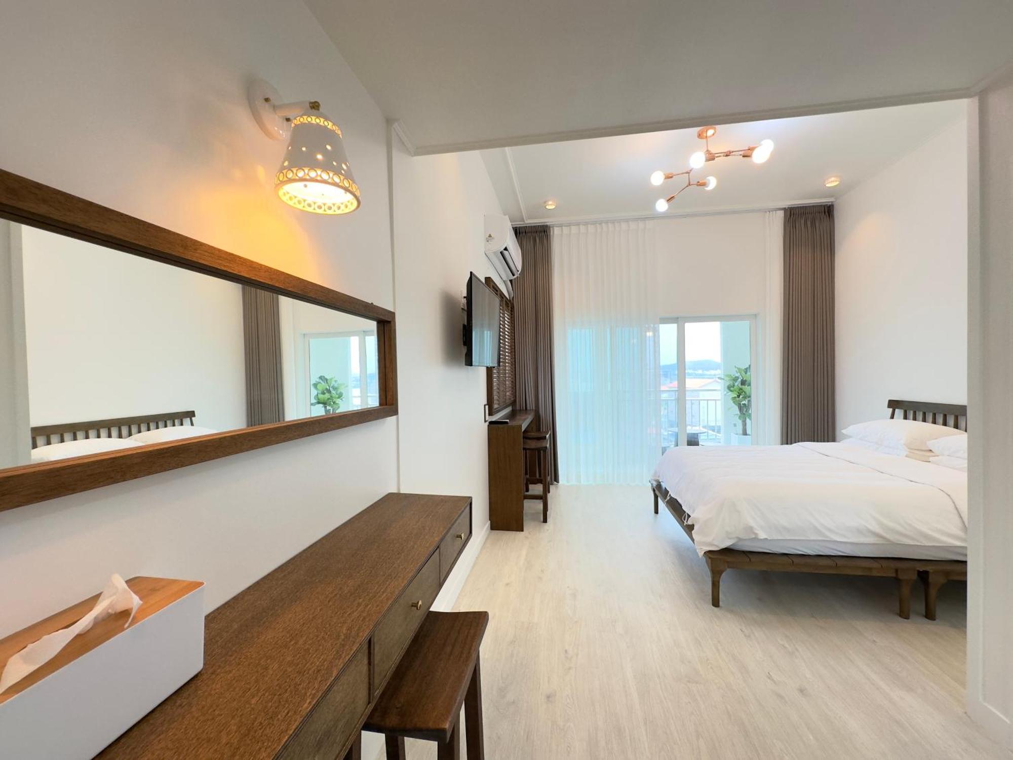 Pureun Jeju Pension Szogüpho Kültér fotó