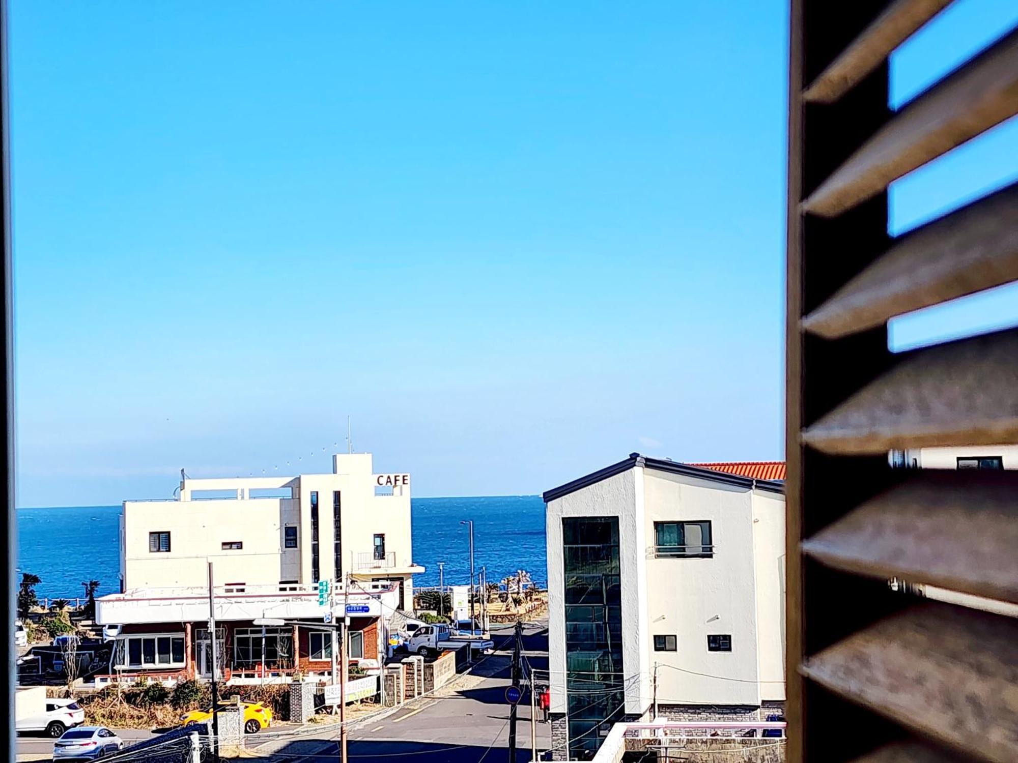 Pureun Jeju Pension Szogüpho Kültér fotó