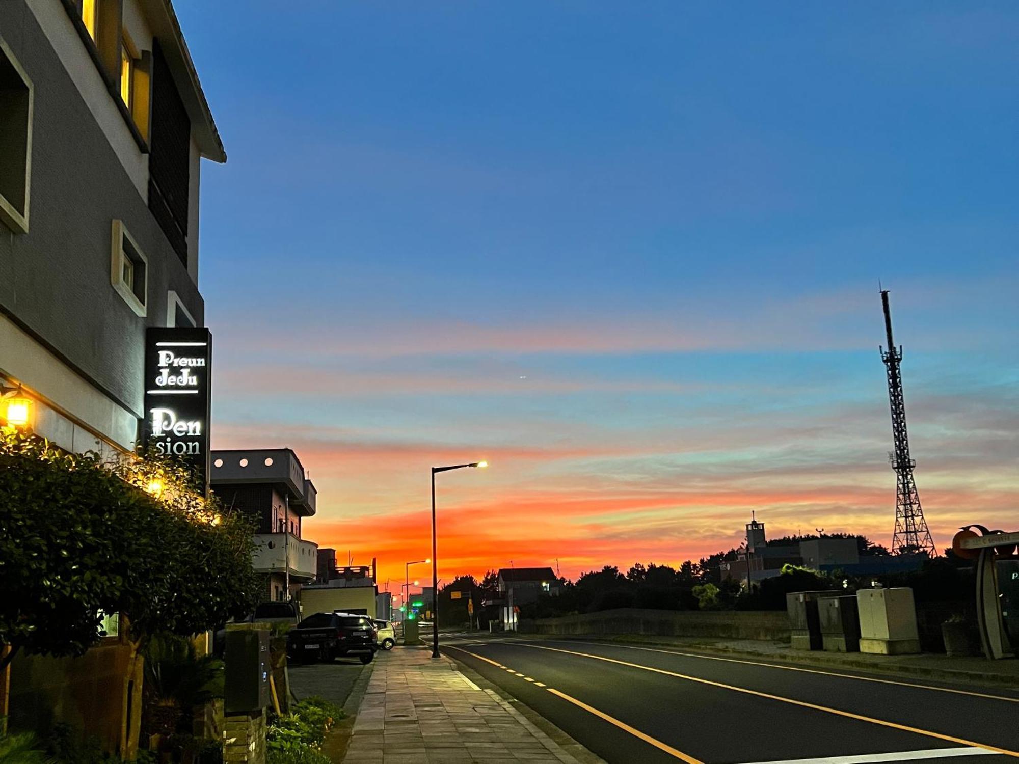 Pureun Jeju Pension Szogüpho Kültér fotó