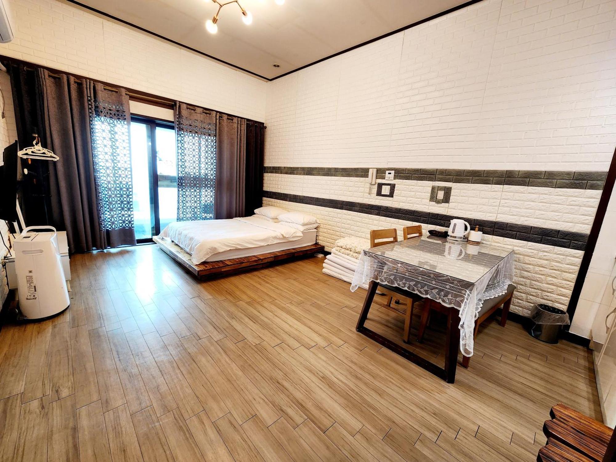 Pureun Jeju Pension Szogüpho Szoba fotó